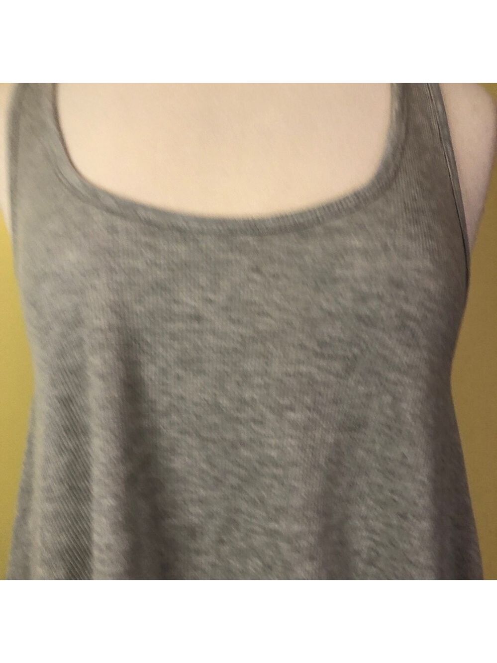 Umgee Gray Ruffle Hem Tank Top sz Large - Picture 6 of 8